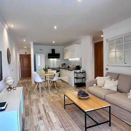Casa Elsa With Free Parking Apartment Los Abrigos Exterior photo